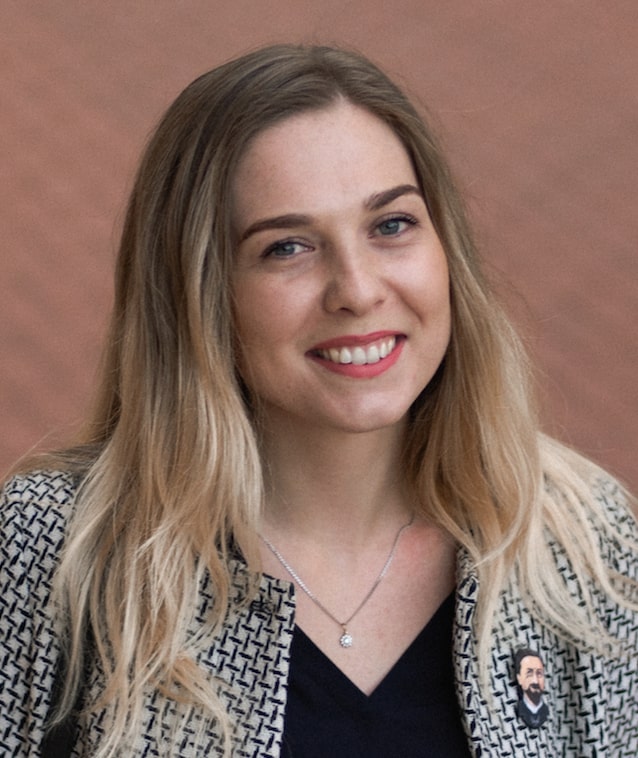 Александра Быкова